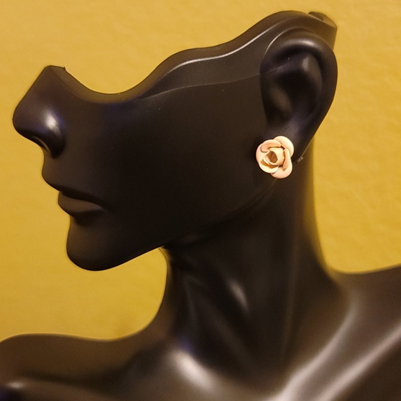 Pink Rose Stud Earrings - Picture 5 of 5